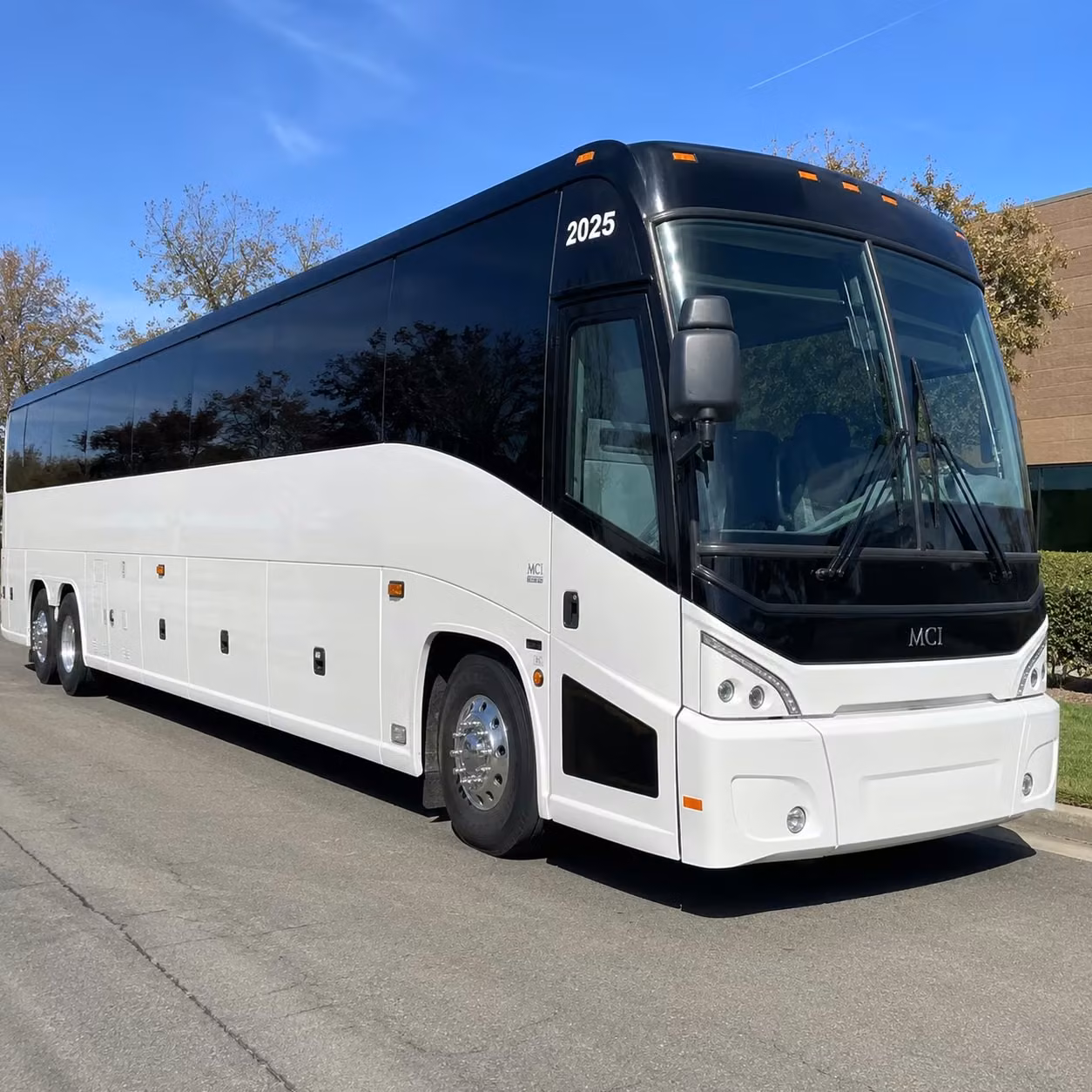 book a concert bus for music festivals and multi day events in dallas