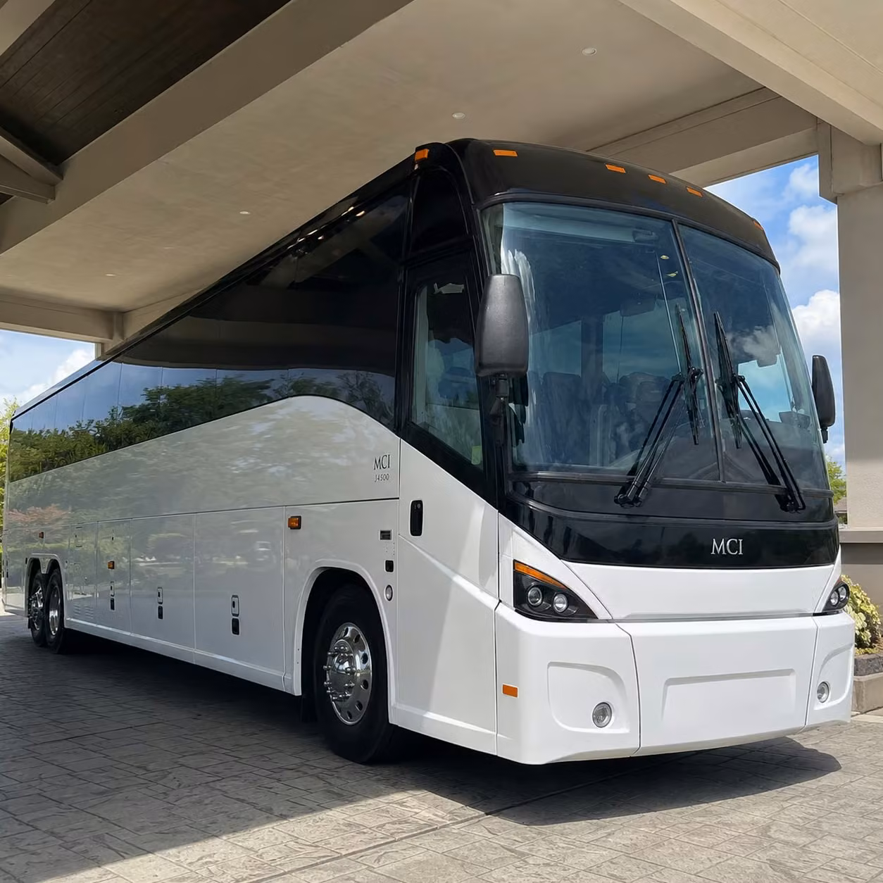 compare employee shuttle packages for dallas s biggest employment hubs