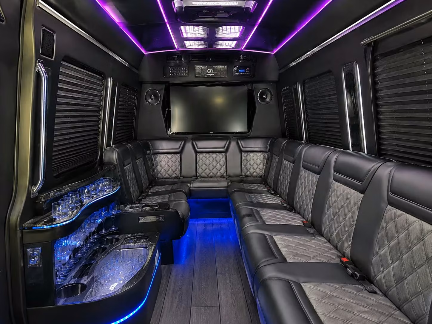 wedding day shuttle loops to dallas s most popular ceremony and reception venues