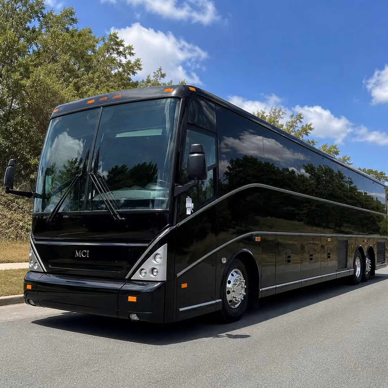 with so many dallas conventions and conferences corporate shuttle buses are a must